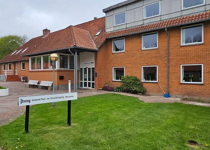 Gudum Park * Lemvig